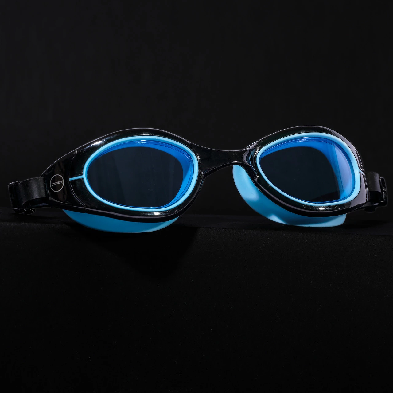 Zone 3 Zone3 - Attack - Black/Blue - Lens : Tinted Blue - Unisex - 2023 2 Zone 3 Zone3 - Attack - Black/Blue - Lens : Tinted Blue - Unisex - 2023 - Image 2