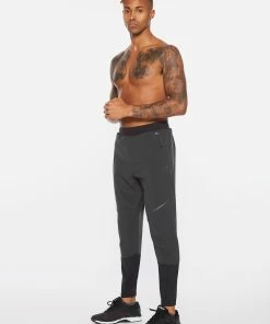 2XU - Light Speed Men's Joggers - Black/Black Reflective -comfyballs-shop MR6507b BLK BRF 08 28354.1645198087