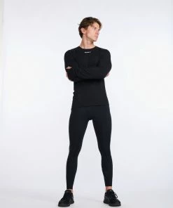 2XU - Ignition Base Layer Long Sleeve - Men's - Black/Silver Reflective -comfyballs-shop MR6827a BLK SRF 17 13244.1666697450