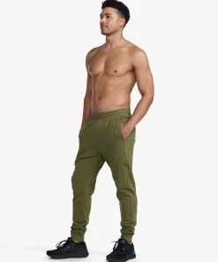 2XU - Commute Trackpant - Men's - Winter Moss/Black -comfyballs-shop MR6884b WMO BLK 27 64114.1666697516