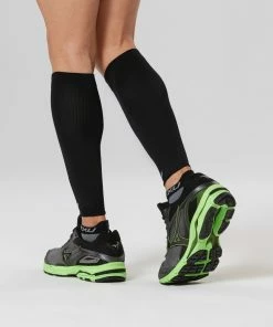 2XU - Compression Calf Sleeves - Unisex -comfyballs-shop UA4509b BLK GRY 02 60416.1608635691