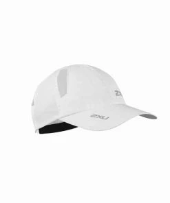 2XU - Unisex Run Cap - 2023 -comfyballs-shop UQ5685f WHT WHT 01 squashed 53388.1659710072