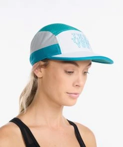 2XU - Light Speed Cap - Unisex - White/Oceanside -comfyballs-shop UQ6741f WHT OCS 04 88414.1652689696
