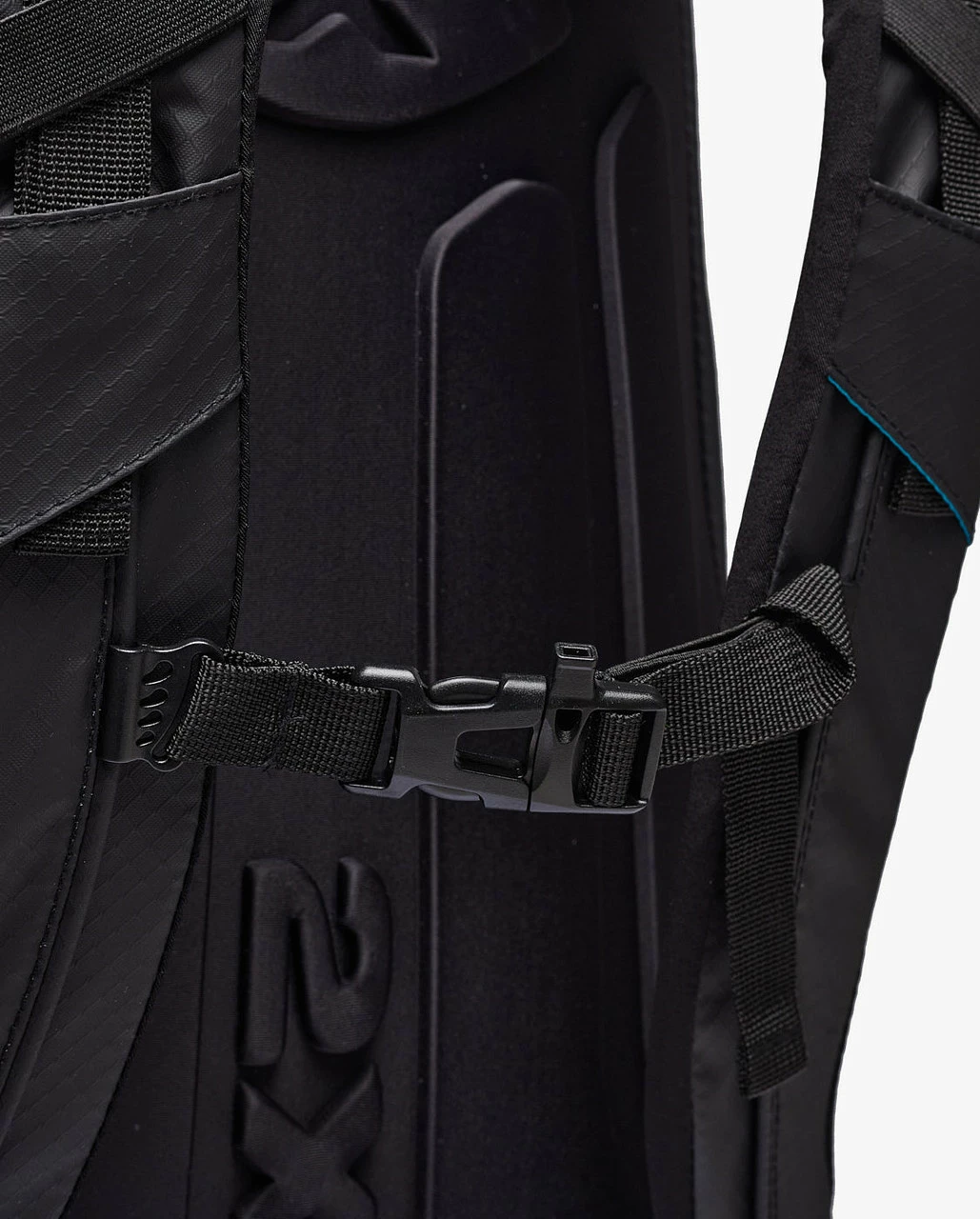 2XU - Transition Backpack - Unisex - Black/Aloha - 2023 13 2XU - Transition Backpack - Unisex - Black/Aloha - 2023 - Image 13