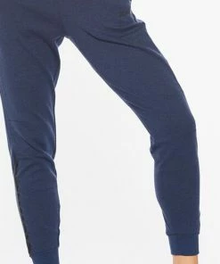2XU - Commute Trackpant - Women's - Navy Marle/Black 35 2XU - Commute Trackpant - Women's - Navy Marle/Black -comfyballs-shop WR6291b NVM BLK 01 4 03875.1620836709