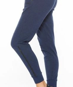 2XU - Commute Trackpant - Women's - Navy Marle/Black 39 2XU - Commute Trackpant - Women's - Navy Marle/Black -comfyballs-shop WR6291b NVM BLK 03 3 19423.1620836709
